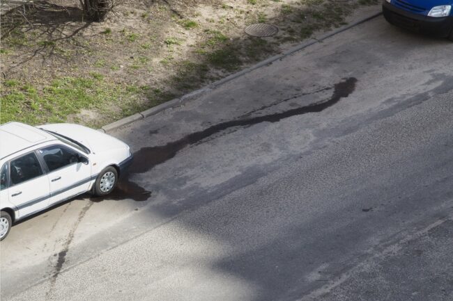 wyciek z chłodnicy samochodowej